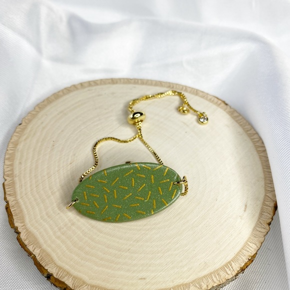 Handmade Olive Green Long Arch Polymer Clay Dangle Earrings & Bracelet - Picture 5 of 6